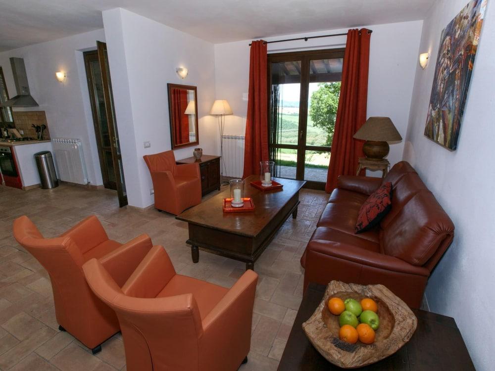 Belvilla by OYO Villa Due Olive