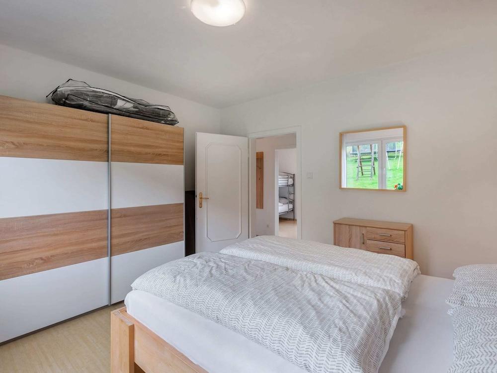 Apartment With Private Terrace in Velmede