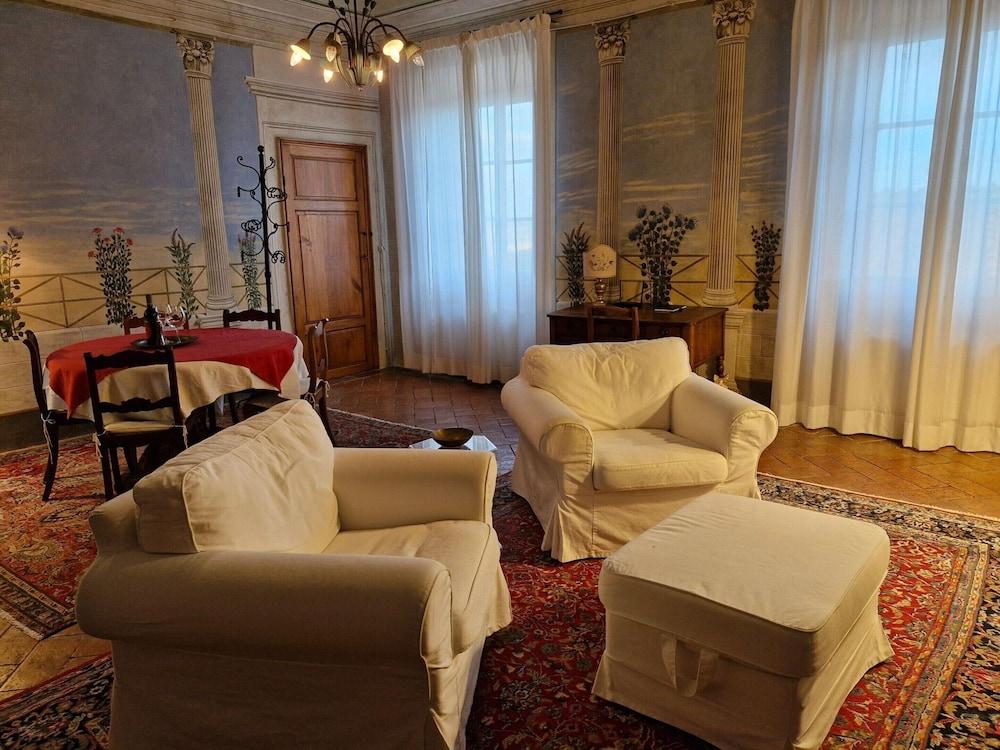 Romantic Getaway With Views