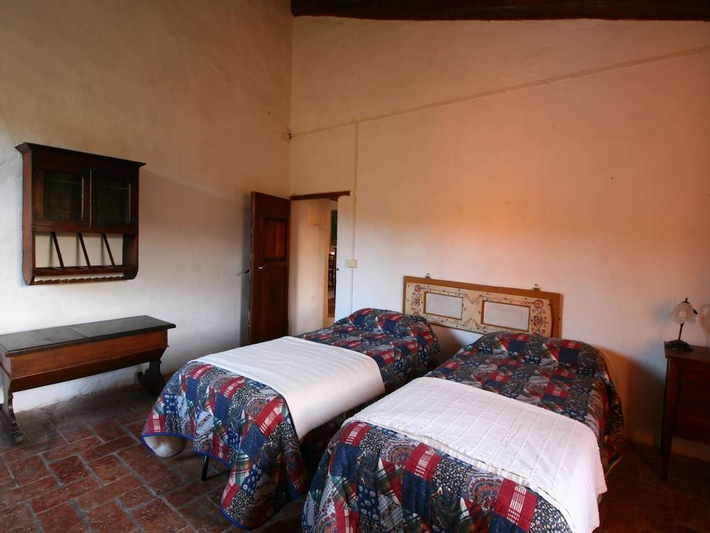 Cottage With Lake Views