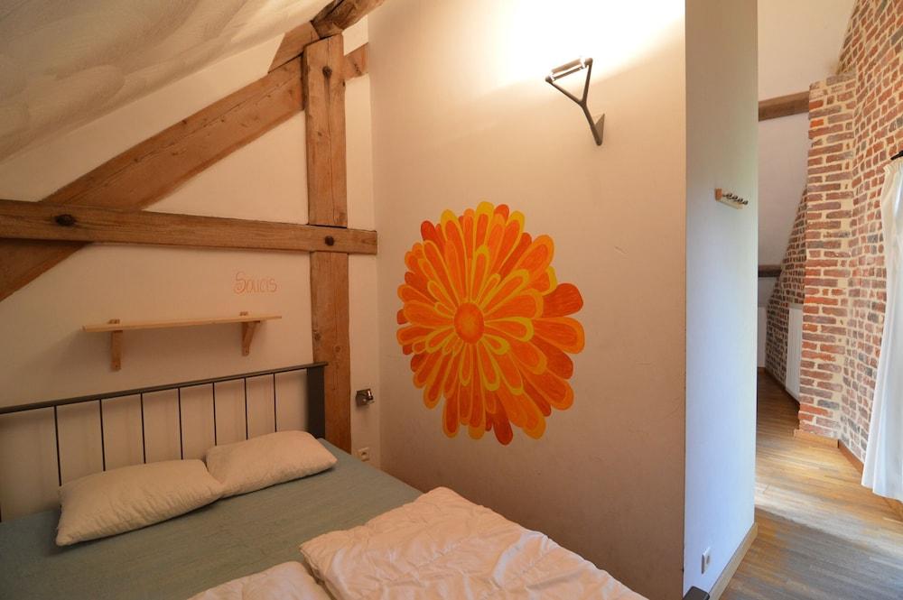 Teuven Farmhouse for 24 Guests