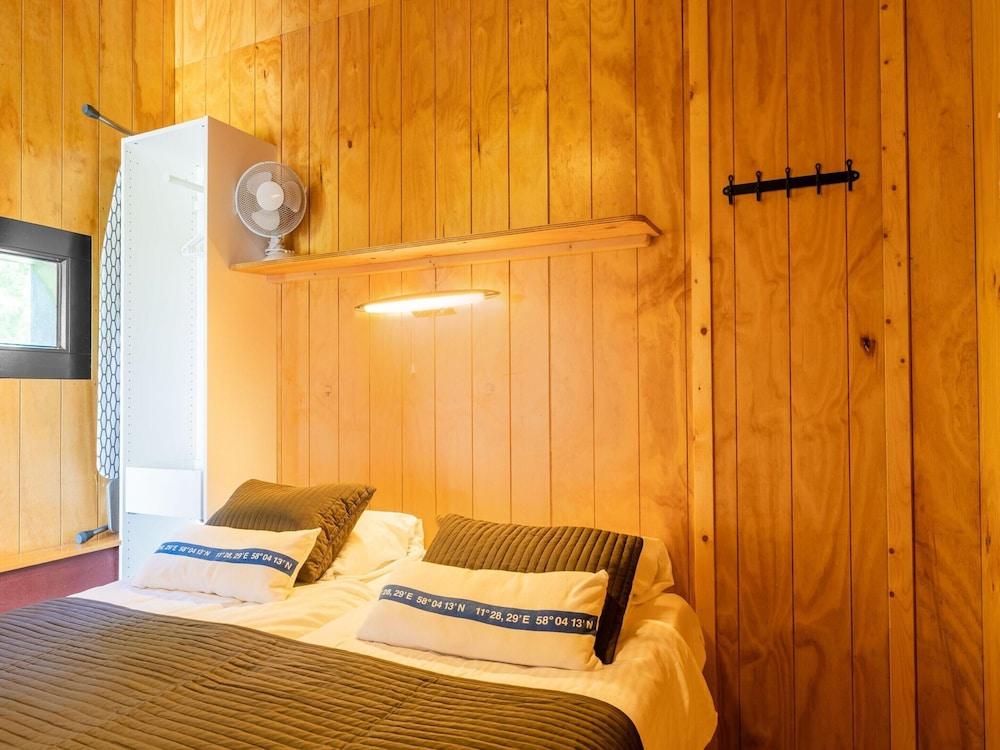 Cottage in Dwingelderveld With Scenic Views