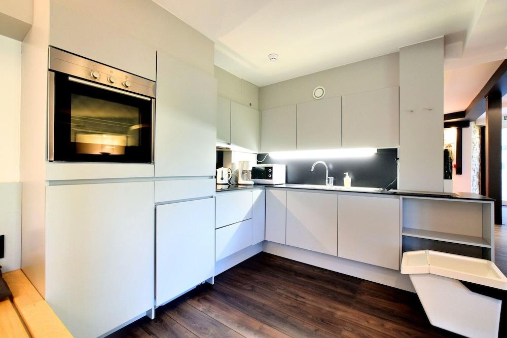 Chic Mansion in Robertville