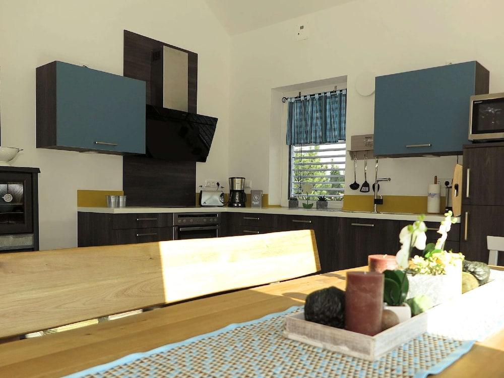 Woodland Escape With Garden