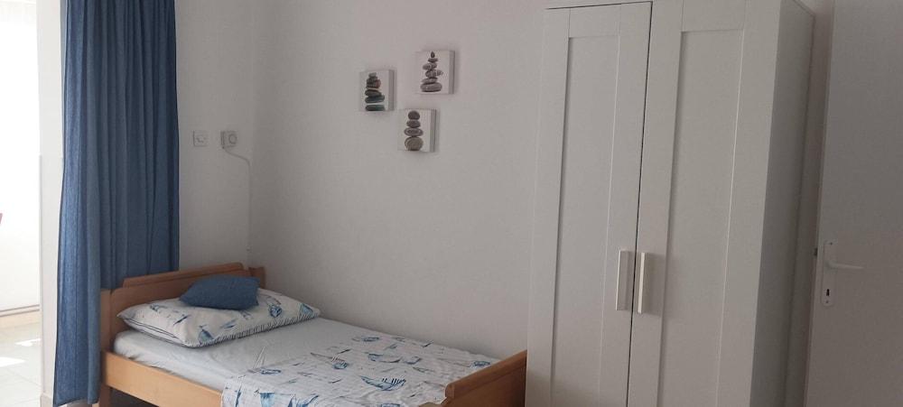 Apartment in Starigrad With Terrace