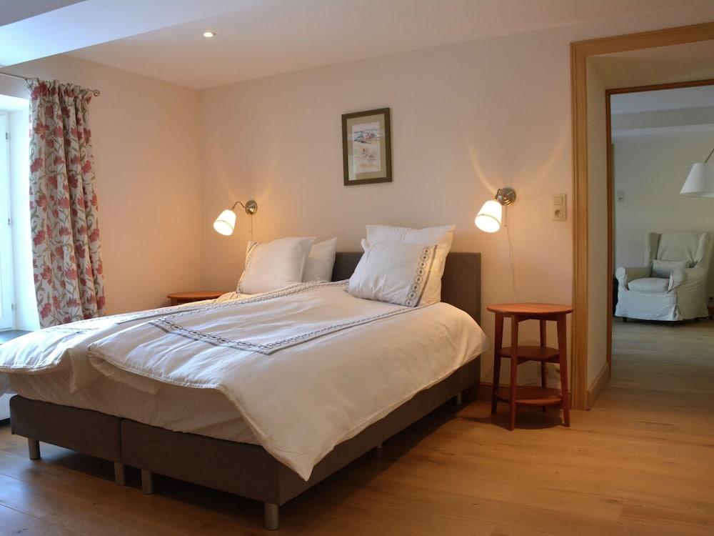 Charming Farmhouse in Ouffet for 7