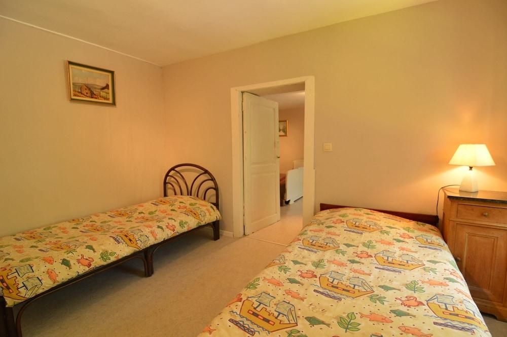 Peaceful Retreat in Ferrieres