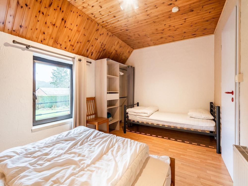 Cottage With Garden, Lessive