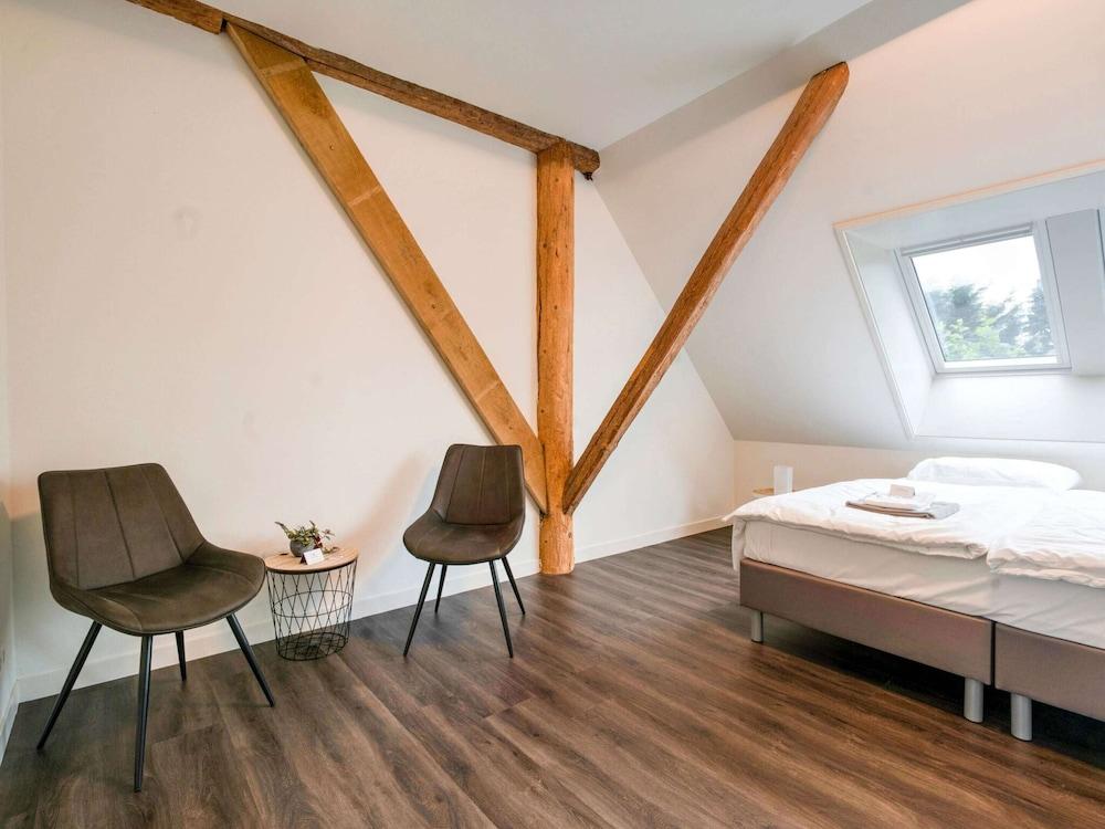 Spacious Farmhouse With Sauna, Hottub