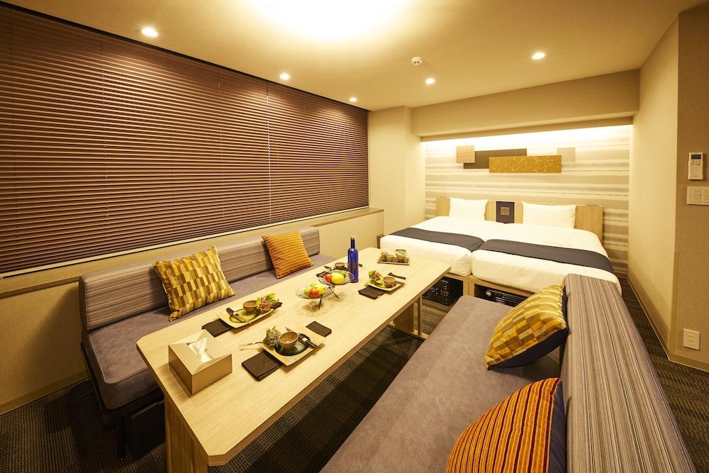 MONday Apart Premium Hamamatsucho