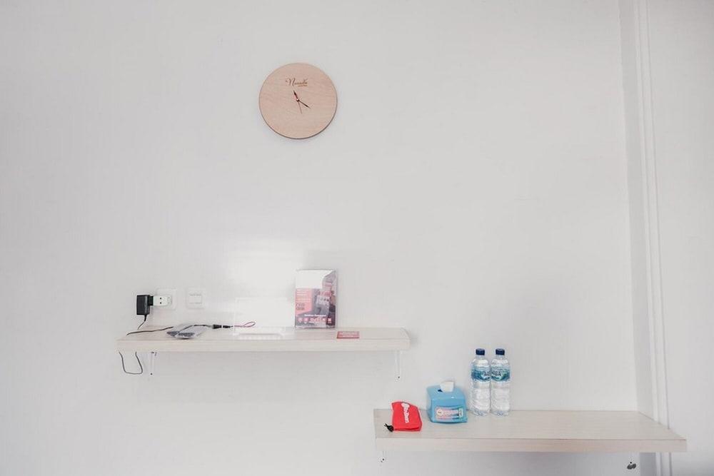 RedDoorz @ Jalan Narada Lampung