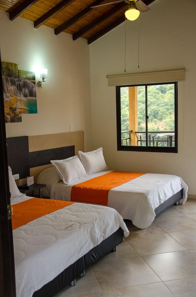 Hotel Campestre La Montaña