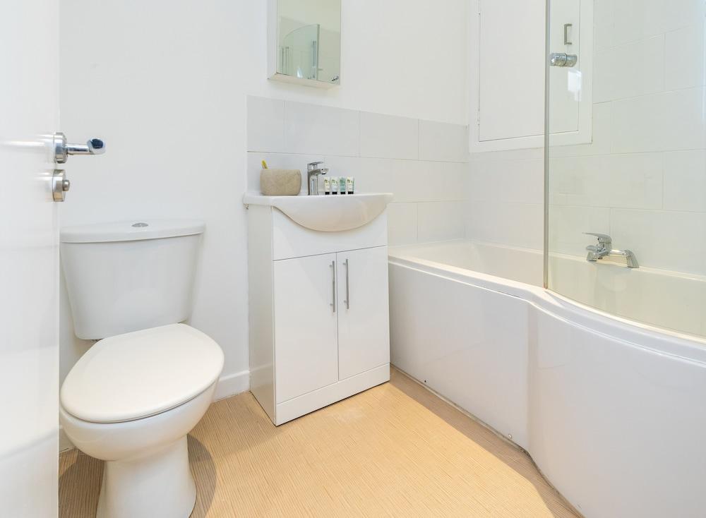 Dbeautifiers Apartments - Adults Only