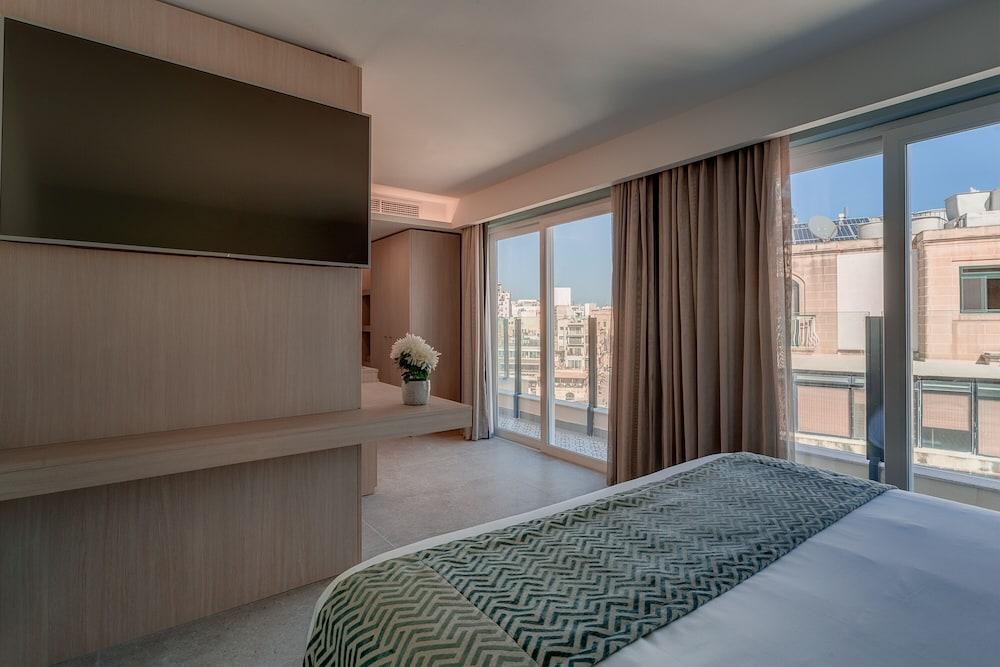 123 MAINSTREET boutique hotel