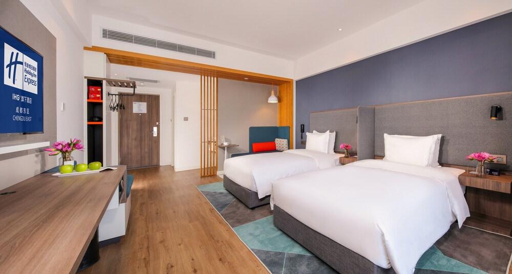 Holiday Inn Express Chengdu East by IHG