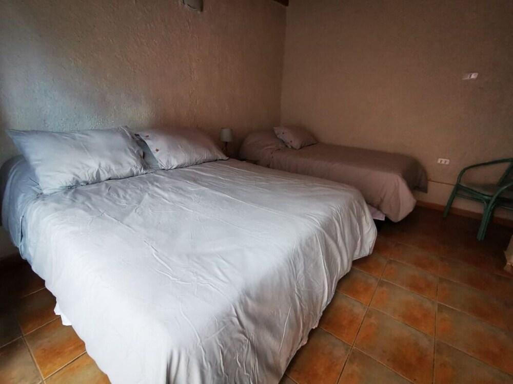 Barros Antai Bed & Breakfast