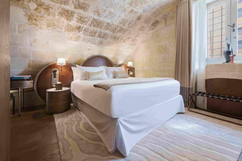 Iniala Harbour House