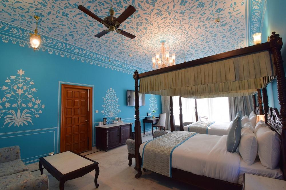 Umaid Farm Resort - A Legacy Vintage Stay in Jaipur