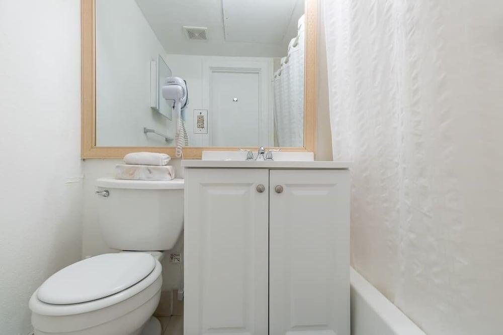 668 Ocean View Hollywood Beach