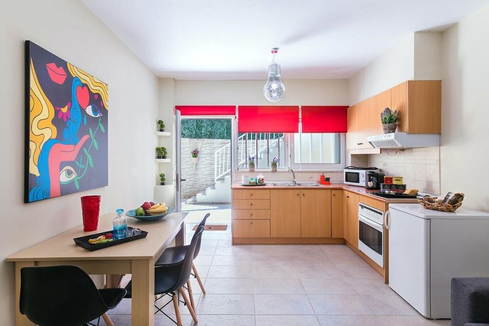 Ariadne Beautiful Studio