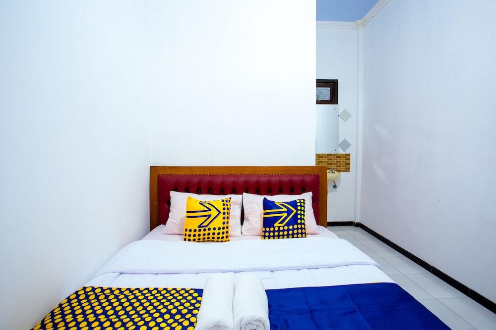 OYO 2718 Backpacker's Homestay Jlegong