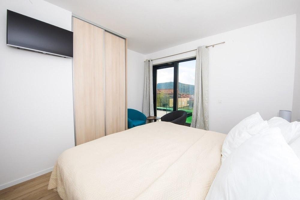 Villa Primavera with Swimming Pool