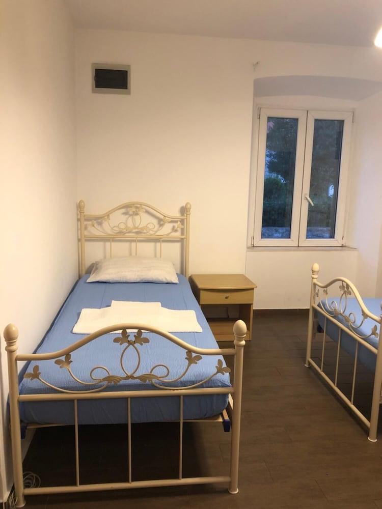 Rooms Villa Garden - Hostel