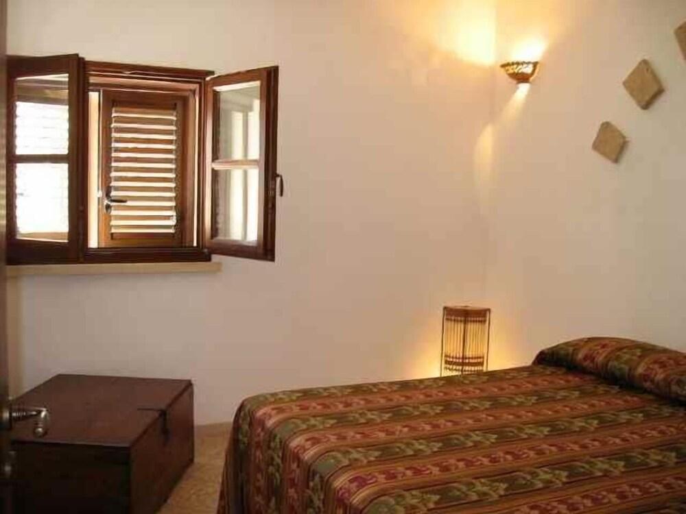 Mirto Sopra - Casa in Pietra sul Mare