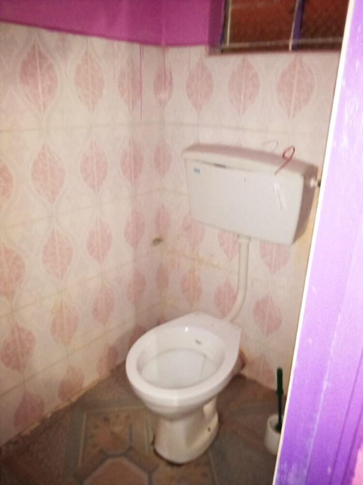 Down Town Guest House