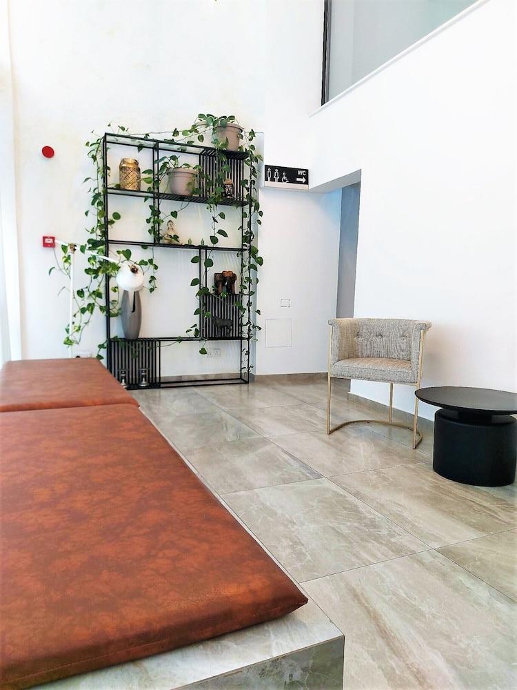 Roseum Boutique Hotel