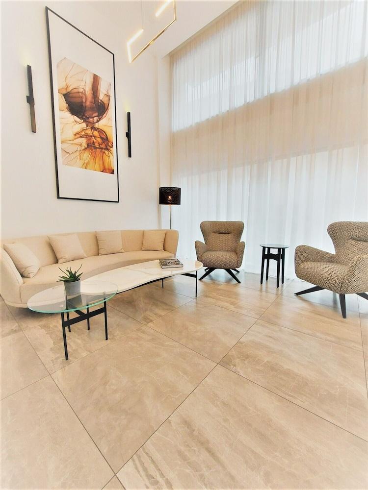 Roseum Boutique Hotel