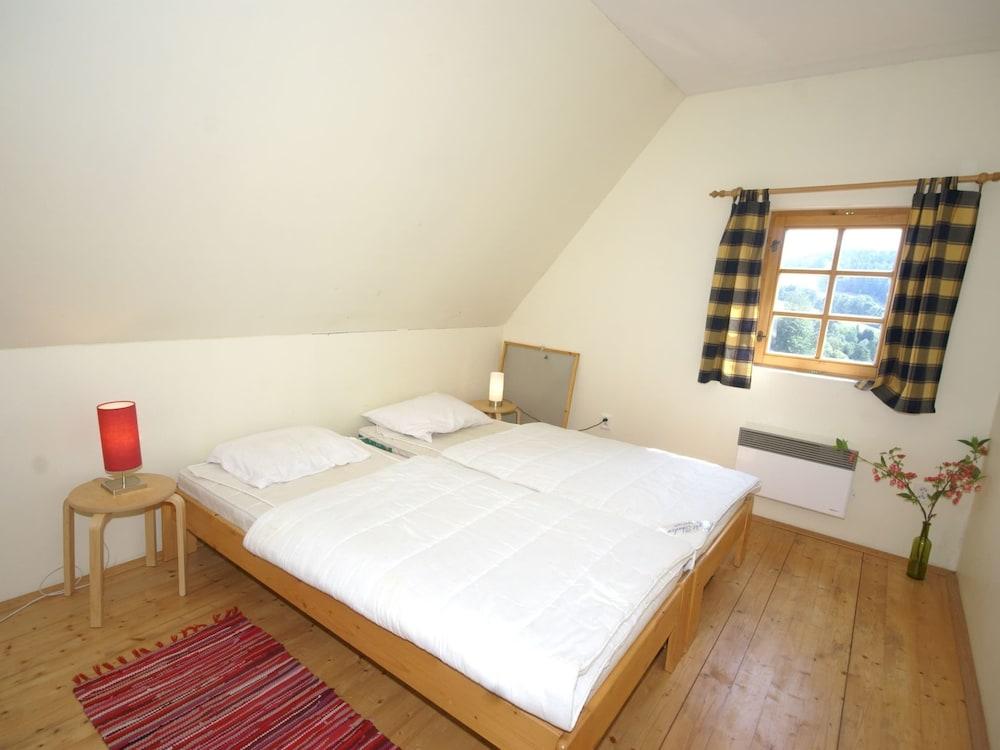 Private Pool Villa in Stupna