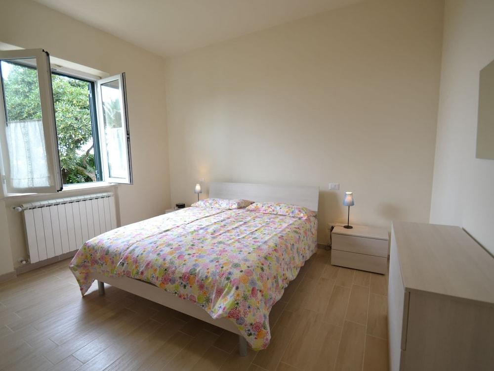 Seaside Getaway- Pet-friendly