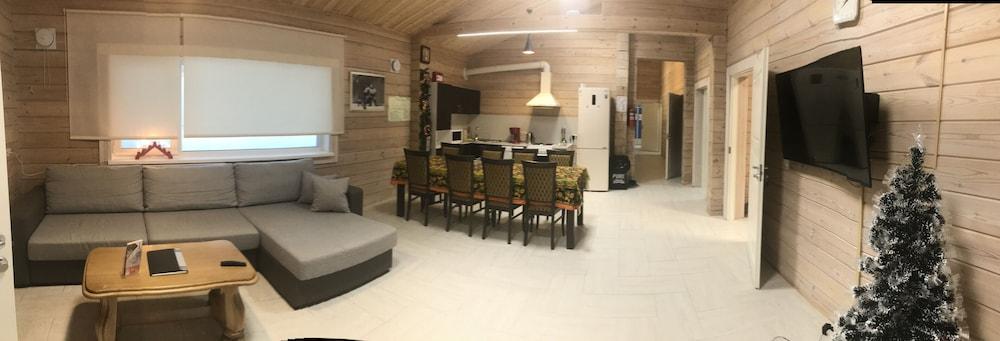 Kompleks Gostevyye Doma Barents