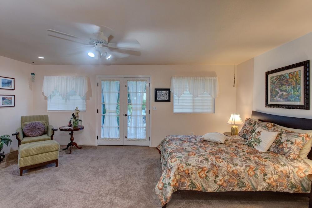 Hale O Makani 3 Bedroom Home by RedAwning