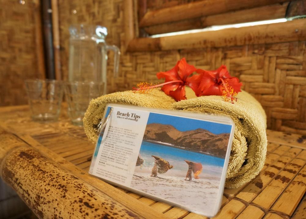 Same Same Bungalows Eco Lodge