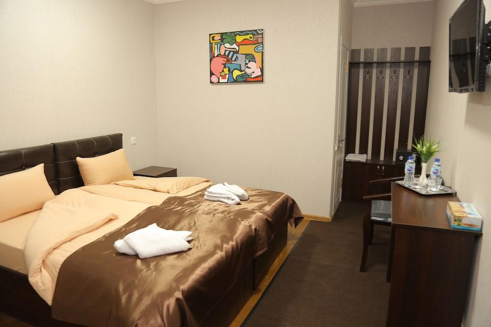 Gallery Hotel — Hostel