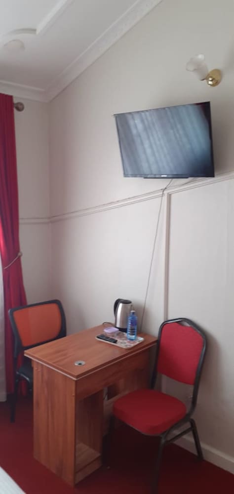 Sosiani Breeze Resort