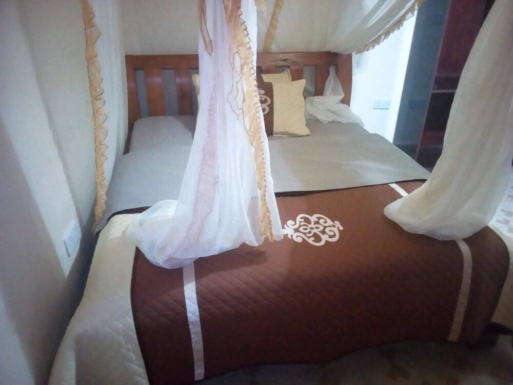 King Wise Guest House