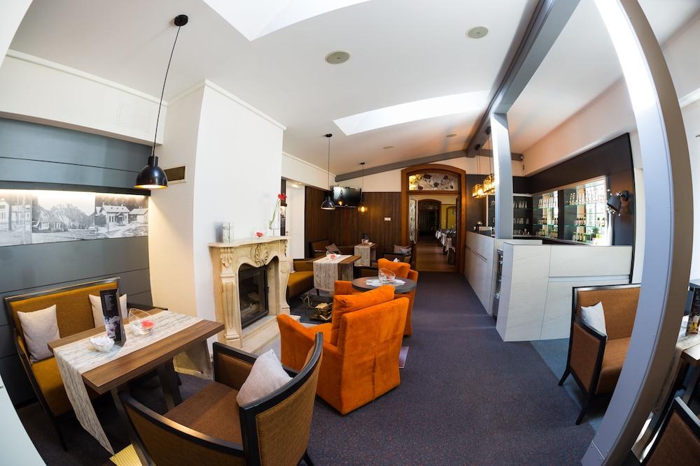 Kupele Cerveny Klastor Smerdzonka