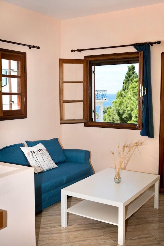 Hot Tub Cottage Kalymnos