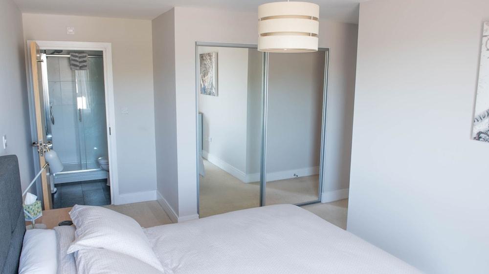 Toothbrush Apartments Waterfront - Adults Only