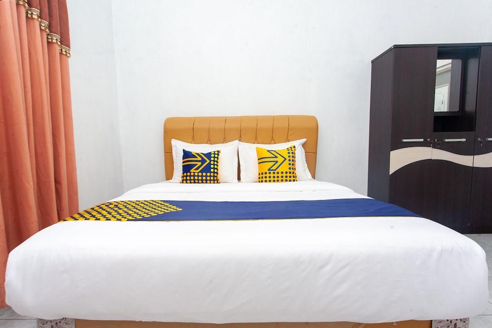 SPOT ON 2830 Azka Guest House Syariah