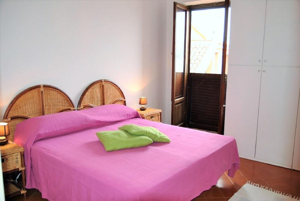 Belvedere Home With sea View on the Gulf of Gaeta