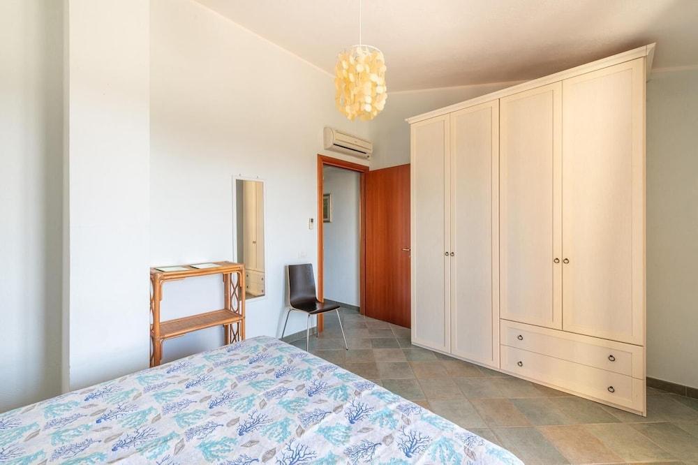 Modern Villa Chia With Stunning sea View