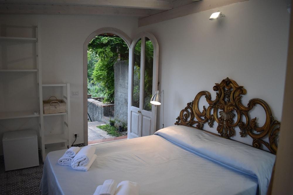 Stunning Villa With Private Pool Chlorine-free and Jacuzzi