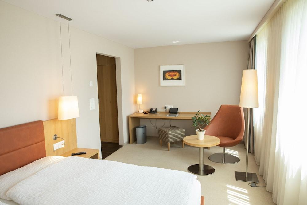 Ochsen Lodge by Ochsen Lenzburg