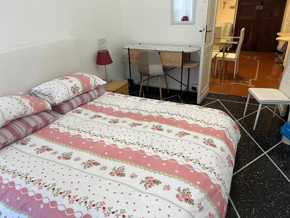 Appartamento a Invrea Posto Auto Incluso