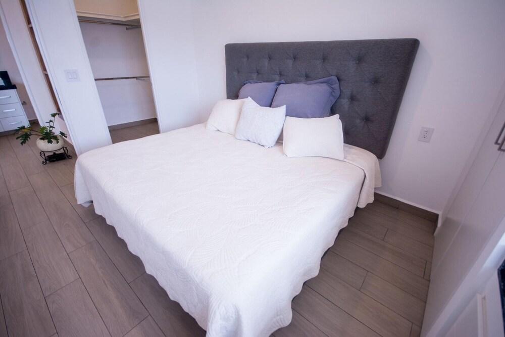 Real View Towers E506 by Casago