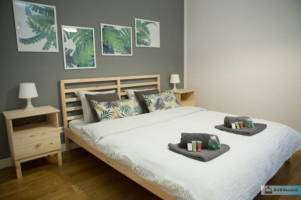 Warsaw Concierge Family Apartment